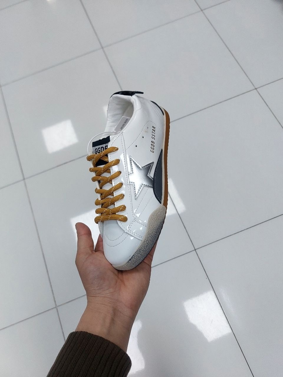 кроссовки golden goose,кроссовки ball star черного и белого цвета golden goose,,кеды golden goose,golden goose чёрные кроссовки