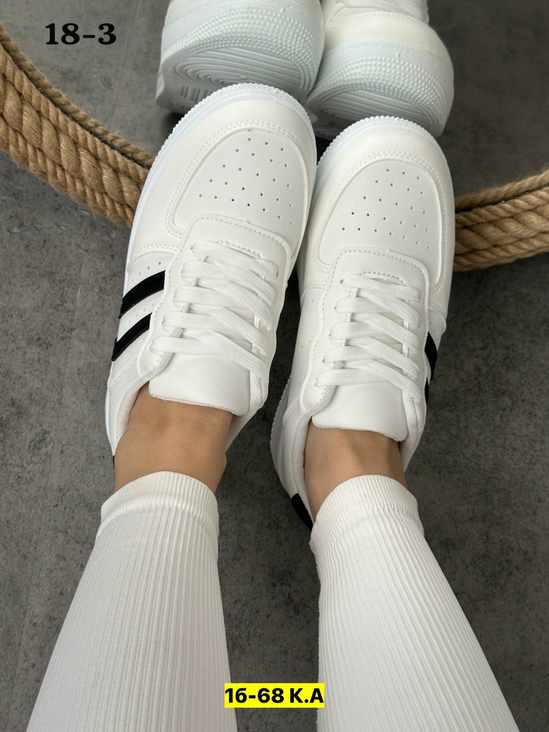 ,кроссовки женские,белые кроссовки, женская,кроссовки светлые