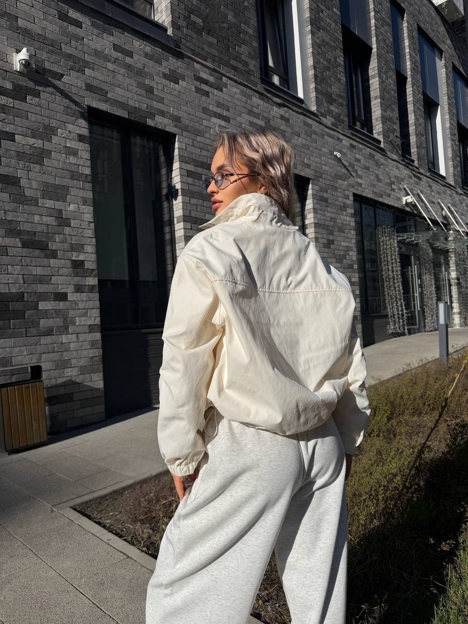 куртка бомбер,бомбер женская куртка,бомбер куртка оверсайз rinari,куртка оверсайз,короткая куртка