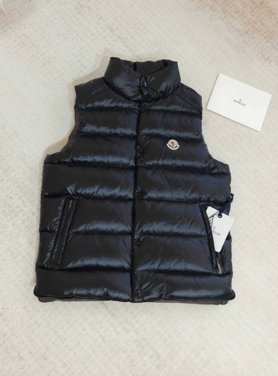 жилетка moncler,жилет moncler,жилет монклер,жилетка монклер,moncler мужской жилет