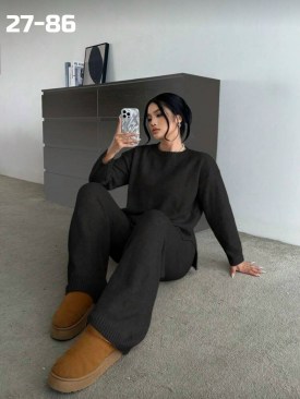 Костюм