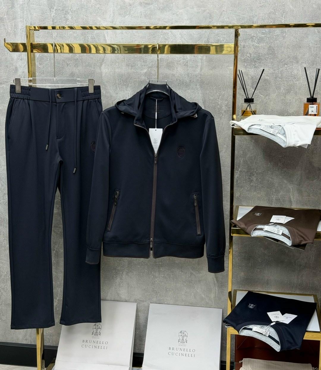 спортивный костюм brunello cucinelli,спортивный костюм мужской loro piana,спортивный костюм stefano ricci,мужские спортивные костюмы,мужской спортивный костюм stefano ricci