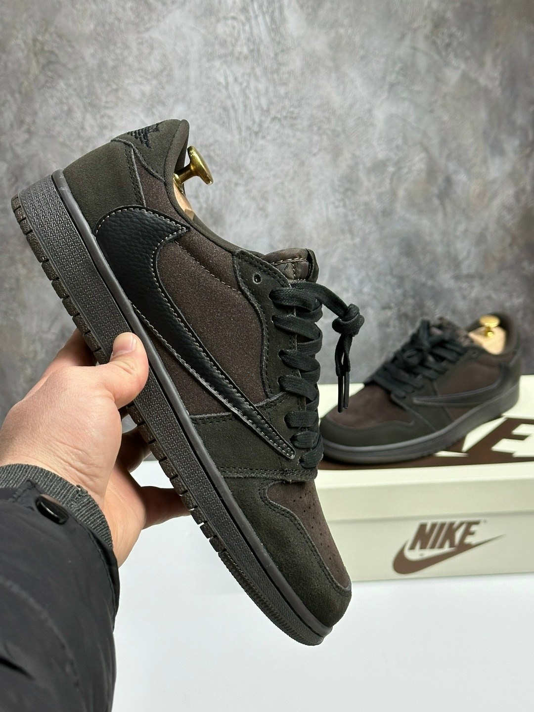 кроссовки travis scott x air jordan 1 low velvet brown nike,кроссовки nike travis scott air jordan 1 low,nike air jordan 1 low travis scott,кроссовки travis scott x air jordan 1 low og,кроссовки travi