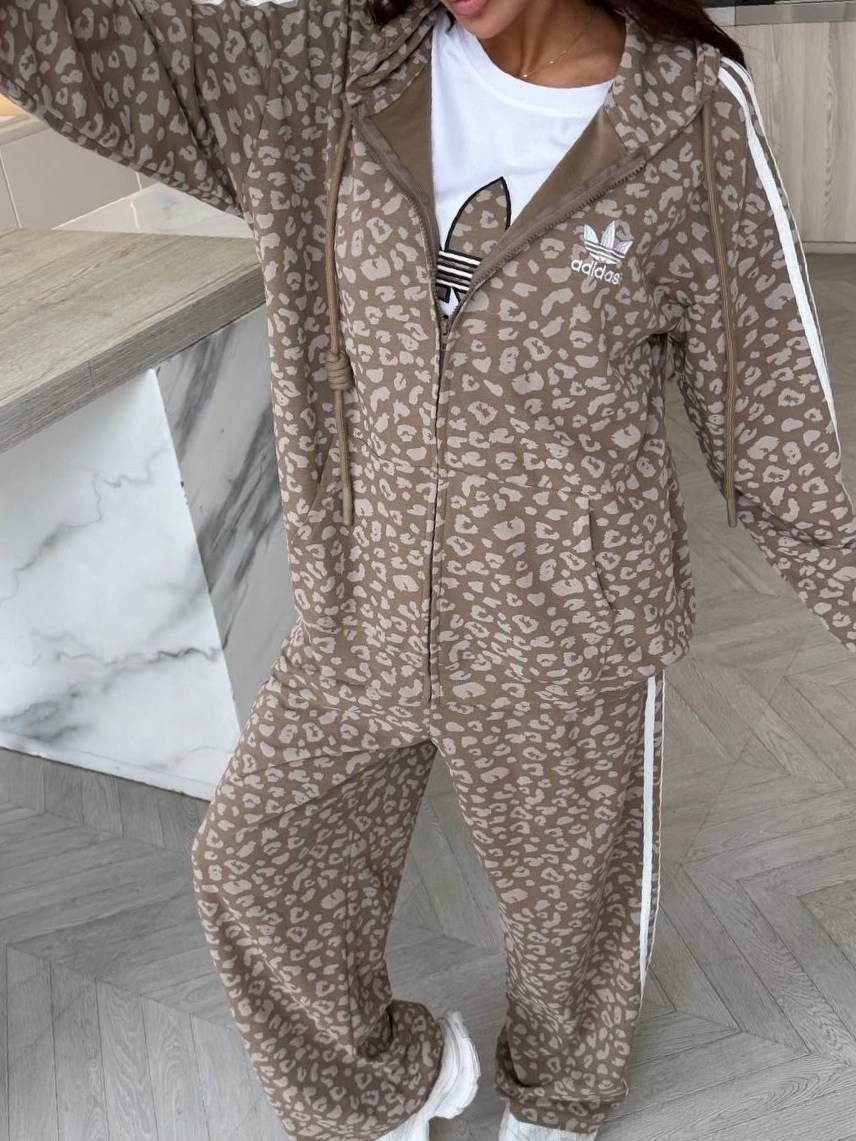 женский костюм,стильный костюм,леопардовые костюмы,костюм с принтом,костюм
