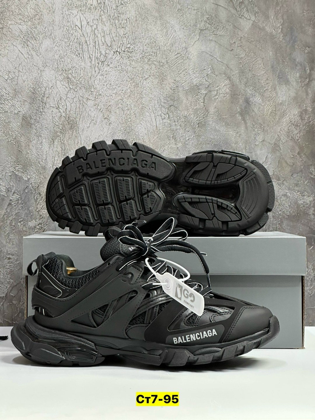 кроссовки balenciaga track,кроссовки balenciaga,кроссовки balenciaga женские,кроссовки баленсиага track balenciaga,мужские кроссовки balenciaga track в стиле баленсиага черные многослойная подошва