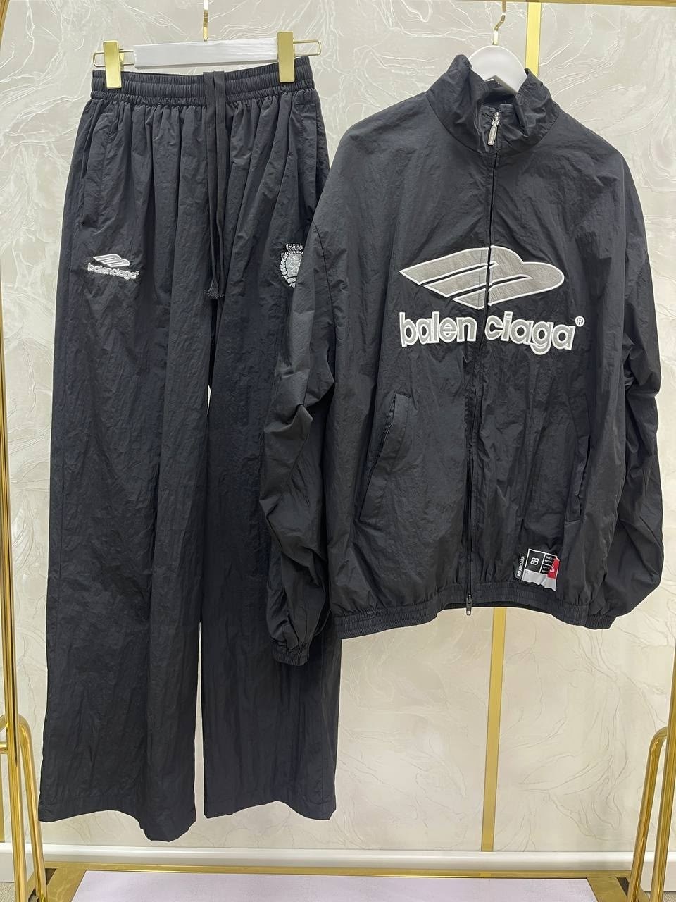 куртка balenciaga,balenciaga штаны,ветровка balenciaga,куртка мужской balenciaga черный,balenciaga balenciaga