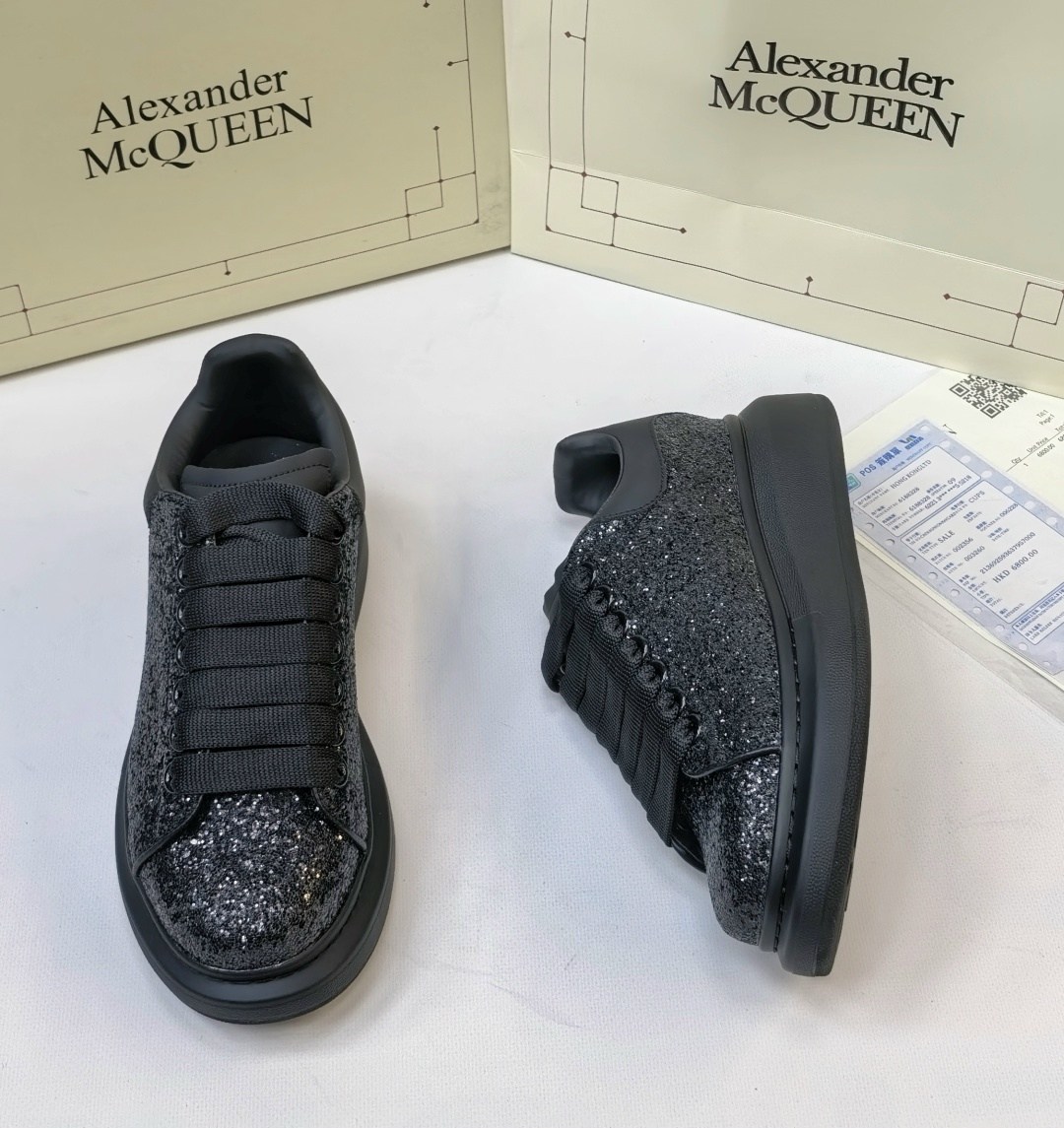 кроссовки alexander mcqueen,кроссовки женские alexander mcqueen,alexander mcqueen кроссовки блестящие,alexander mcqueen,alexander mcqueen shoes