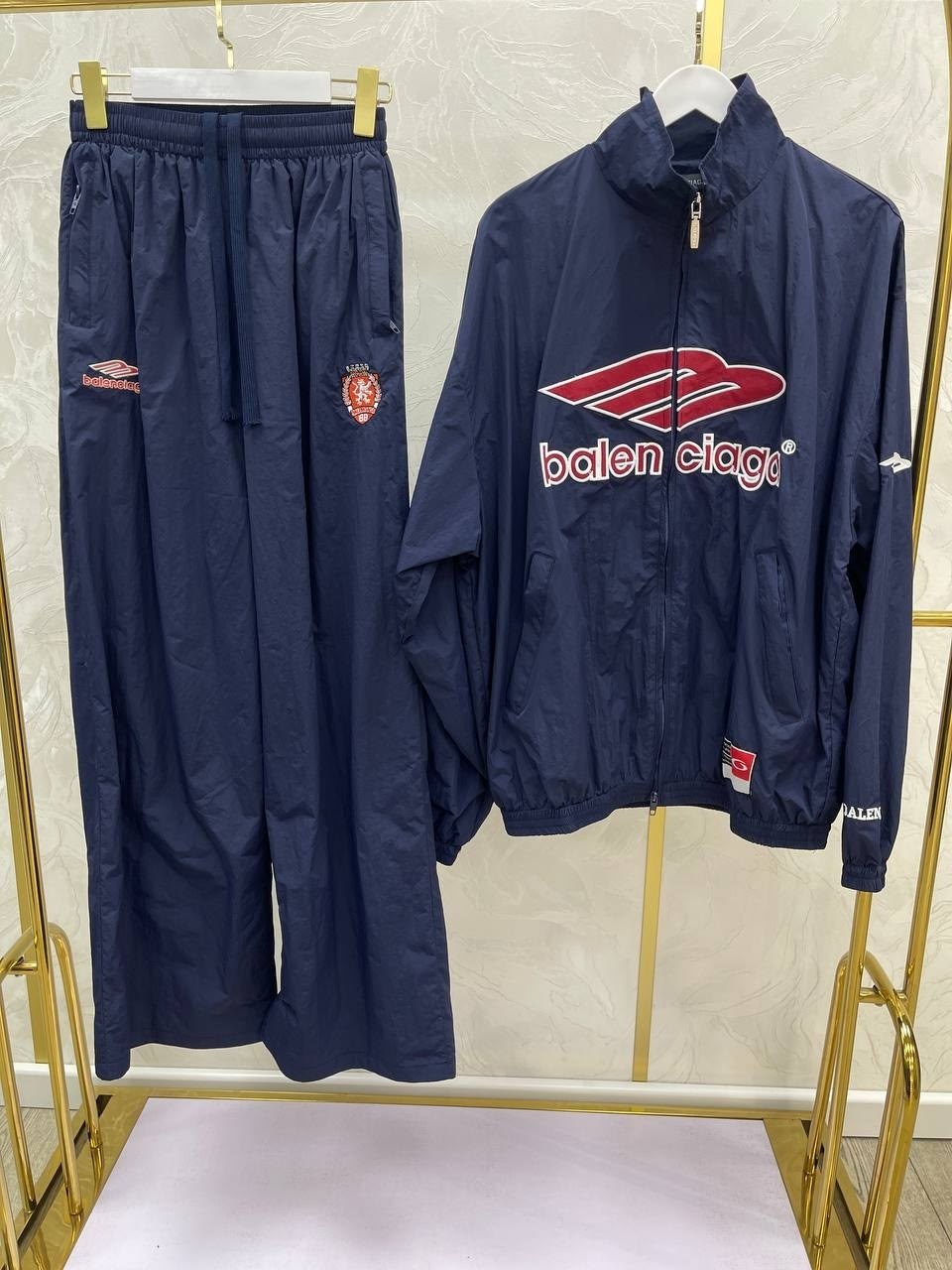 куртка balenciaga,balenciaga штаны,ветровка balenciaga,куртка мужской balenciaga черный,balenciaga balenciaga