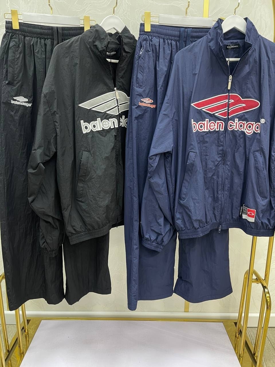 куртка balenciaga,balenciaga штаны,ветровка balenciaga,куртка мужской balenciaga черный,balenciaga balenciaga