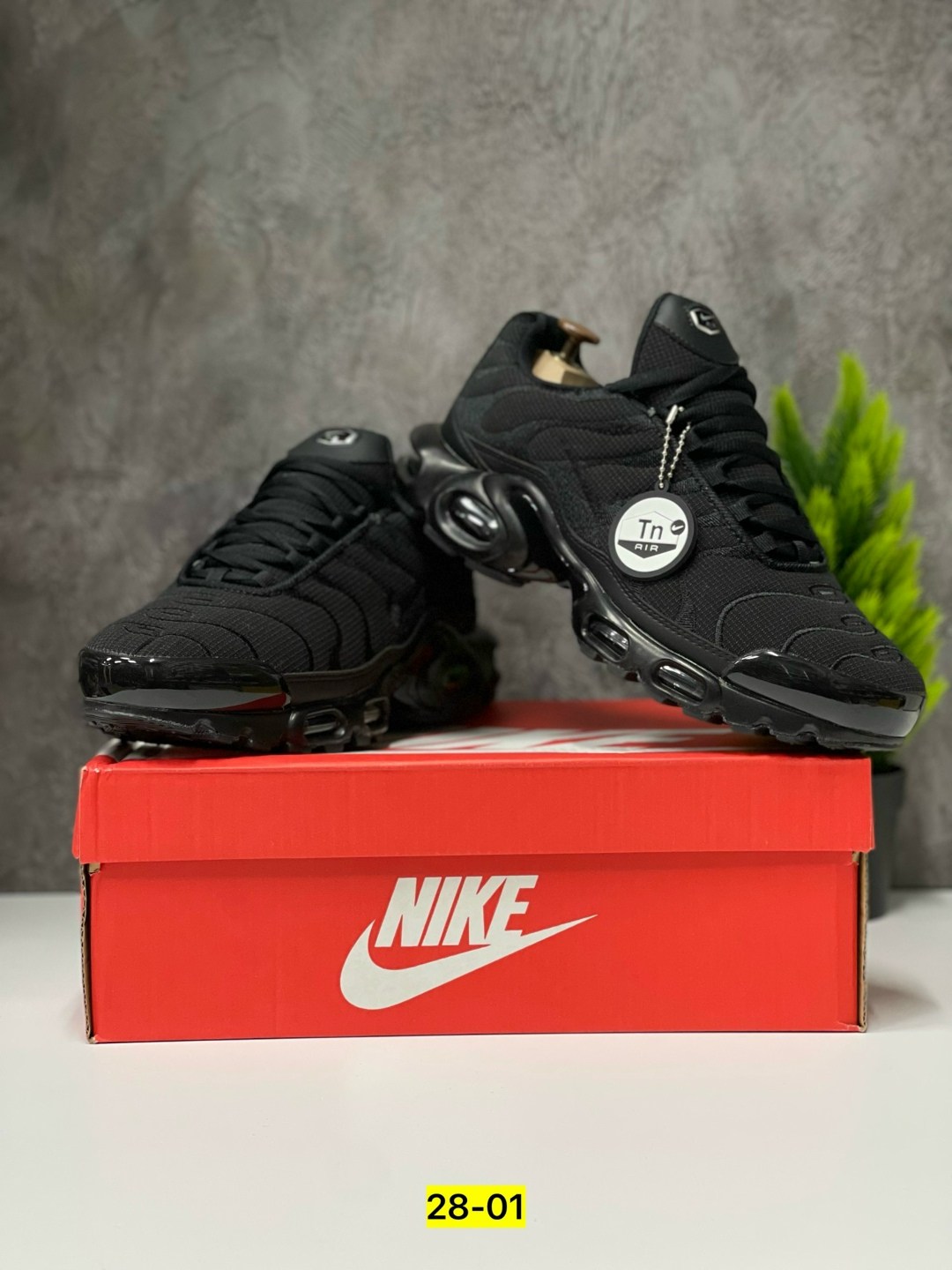 кроссовки nike air max plus tn,кроссовки nike air max tn plus terrascape,nike air max tn plus black,кроссовки мужские nike air max tn plus,nike air max tn plus