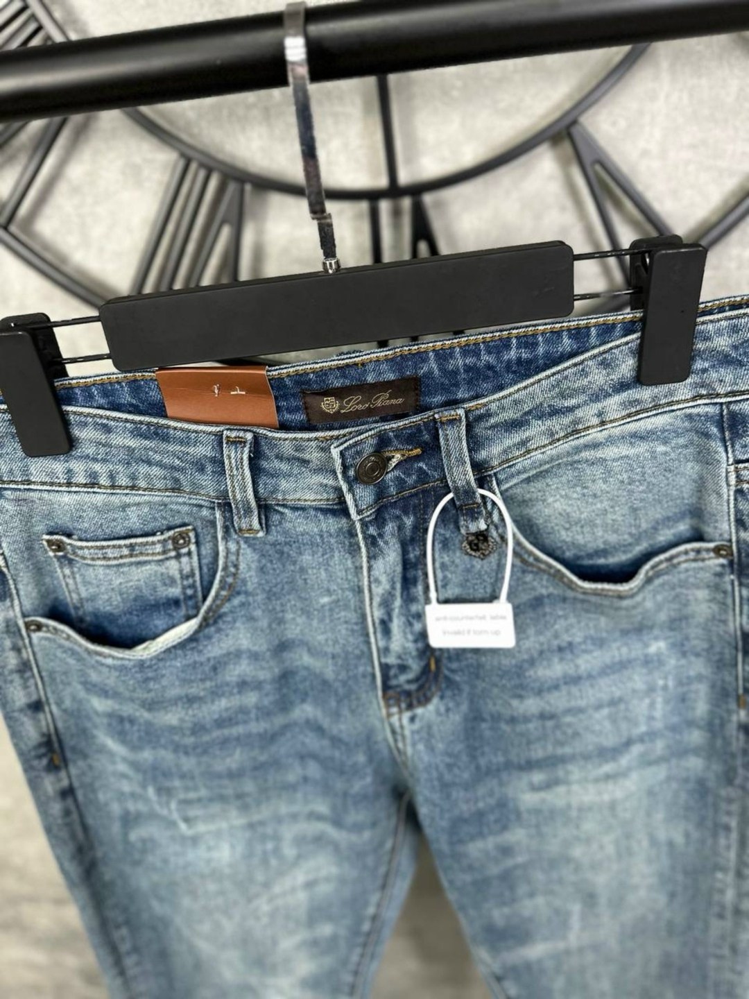 джинсы мужские,джинсы,мужские светло-синие джинсы dolce&gabbana,джинсы дольче габбана мужские,джинсы стильные