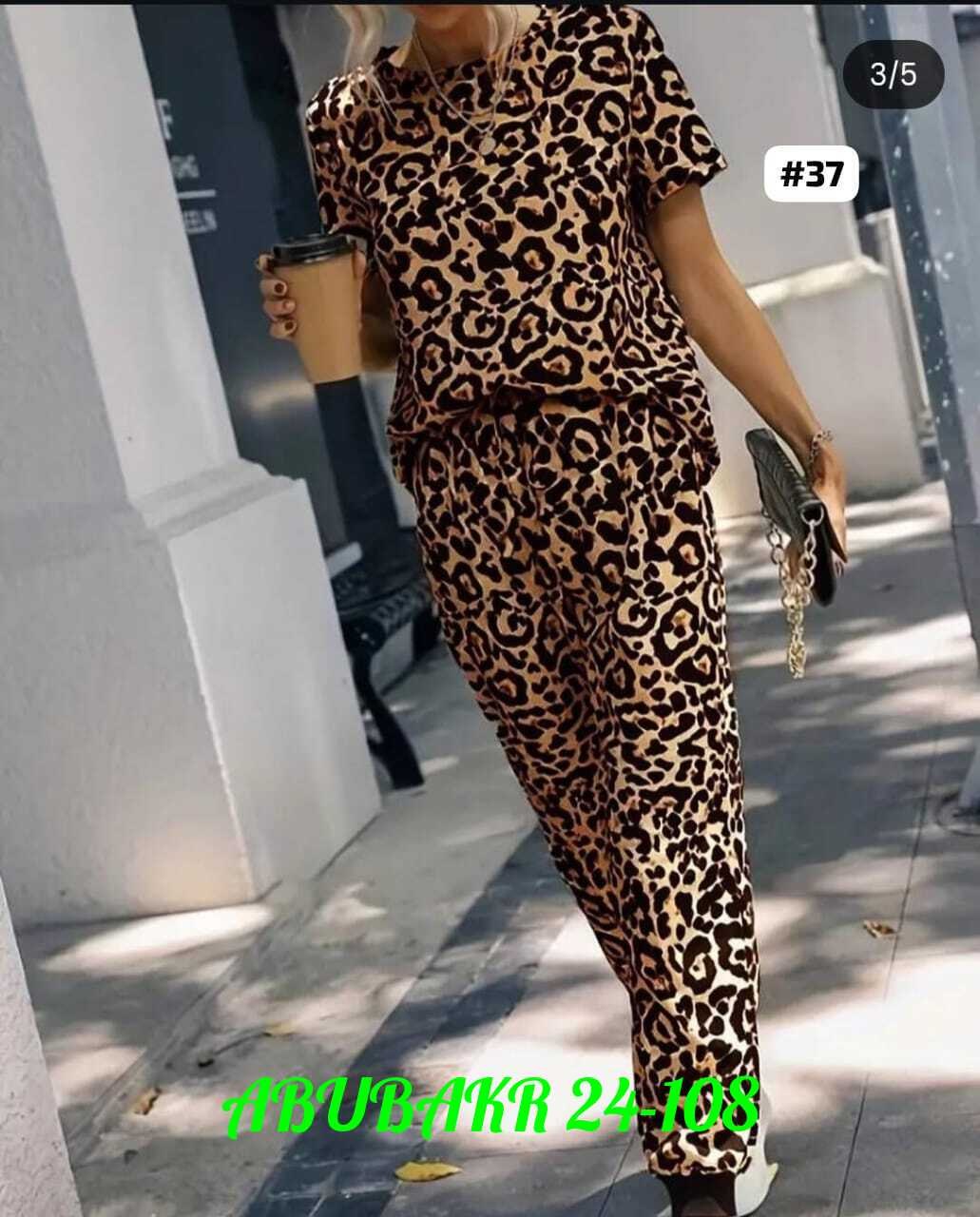женский комбинезон с леопардовым принтом,леопардовые костюмы,леопардовый комбинезон женский,костюм 3 ка в ярком леопардовом принте,летний брючный леопардовый костюм