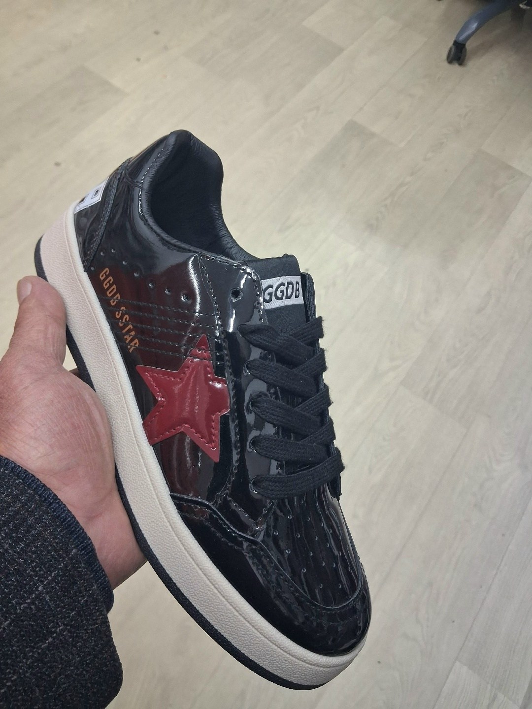 ,кеды golden goose,кеды со звездами,кеды женские golden goose,женские кеды