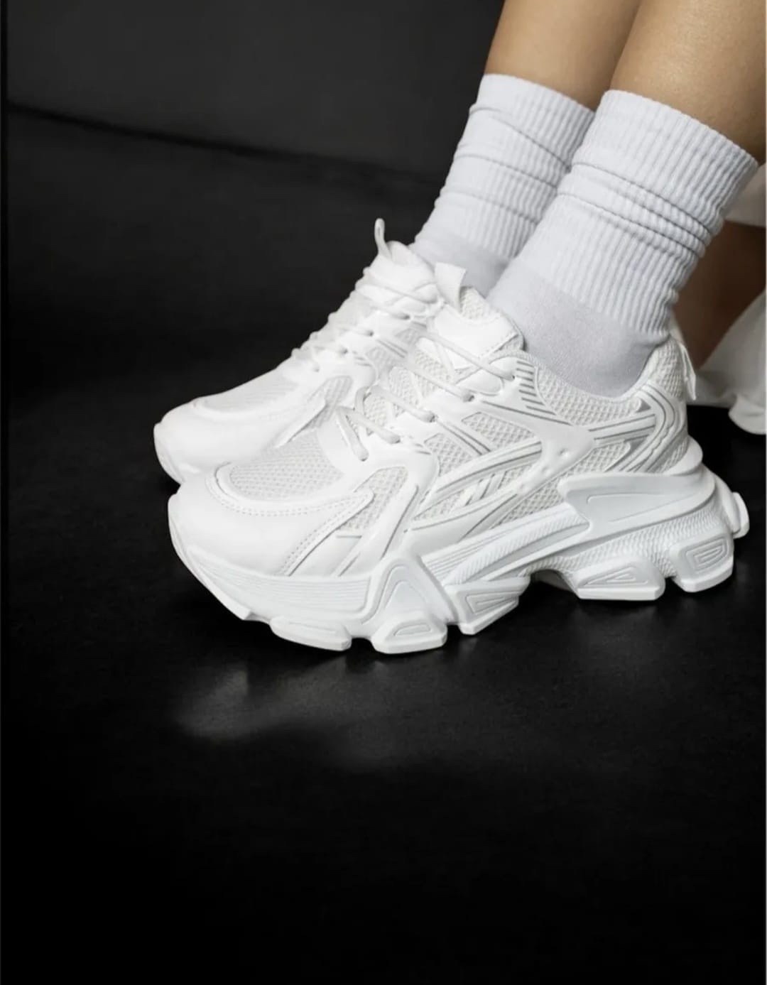 кроссовки женскиe,кроссовки,кроссовки женские белые,белые кроссовки,модные кроссовки