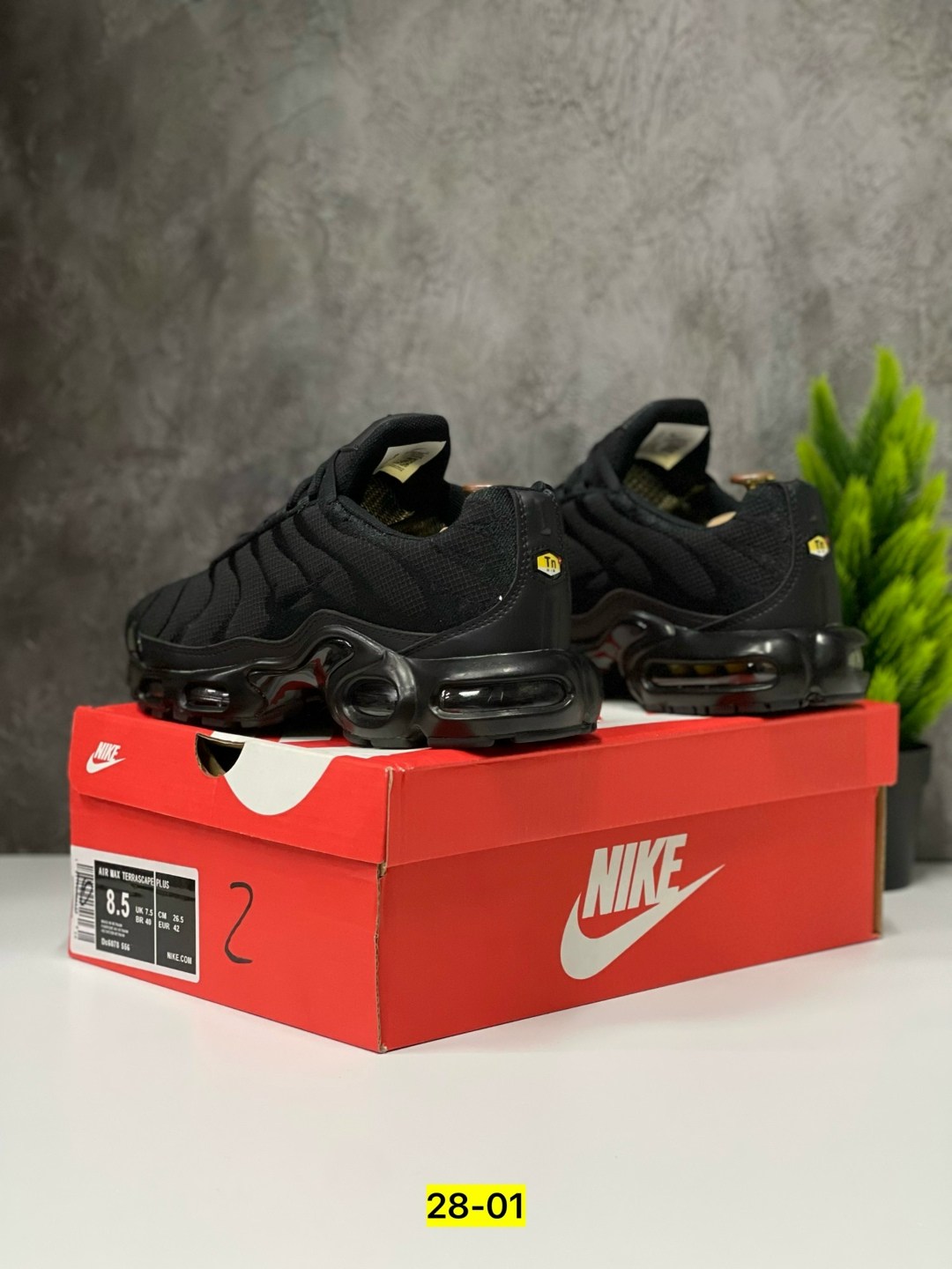 кроссовки nike air max plus tn,кроссовки nike air max tn plus terrascape,nike air max tn plus black,кроссовки мужские nike air max tn plus,nike air max tn plus