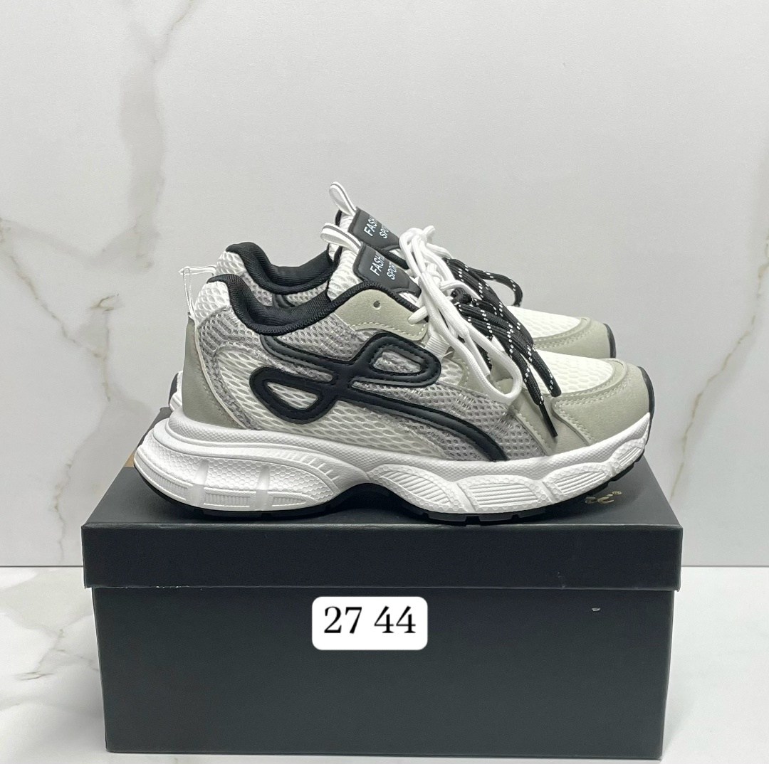 кроссовки женскиe,кроссовки,кроссовки брендовые,модные кроссовки,женские массивные кроссовки