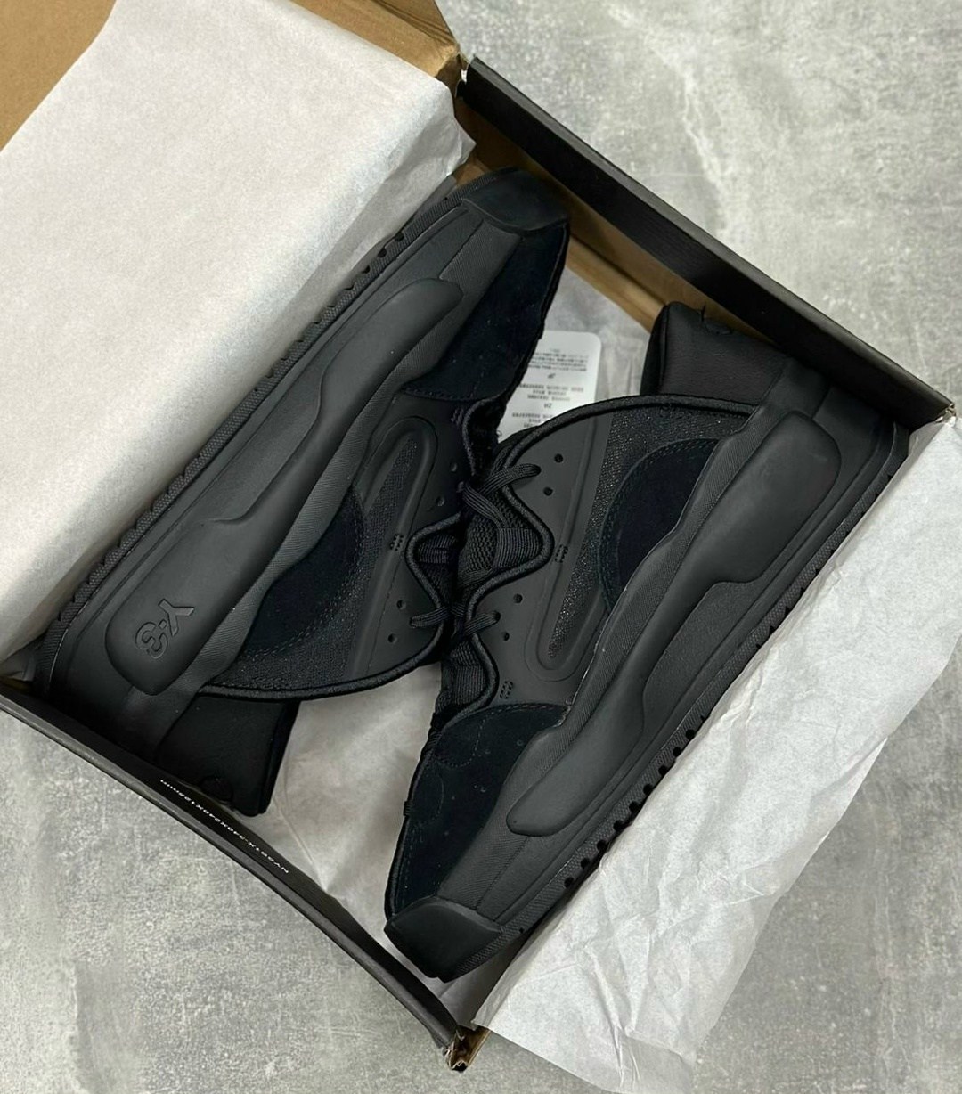 ,кроссовки adidas,мужская  кроссовки,черные кроссовки,мужские кроссовки