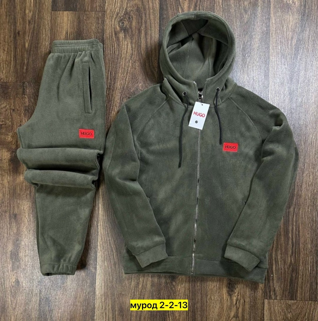 спортивный костюм hugo boss на флисе,спортивный костюм hugo,спортивный костюм для мужчин двухсторонний флис,костюм hugo зима материал двухсторонний флис,спортивный костюм hugo флис двухсторонний