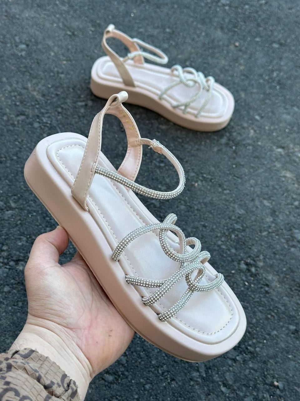 ,женские босоножки,женские сандалии,стильные босоножки,сандалии босоножки