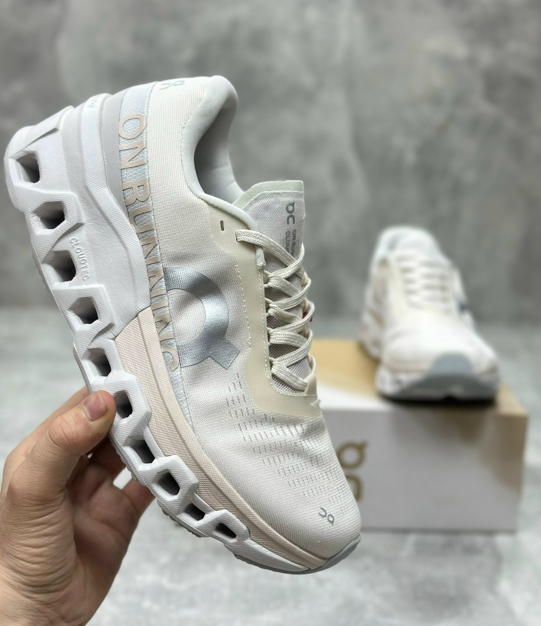 кроссовки on cloudmonster,женские кроссовки,кроссовки on,повседневные кроссовки,кроссовки cпортивные