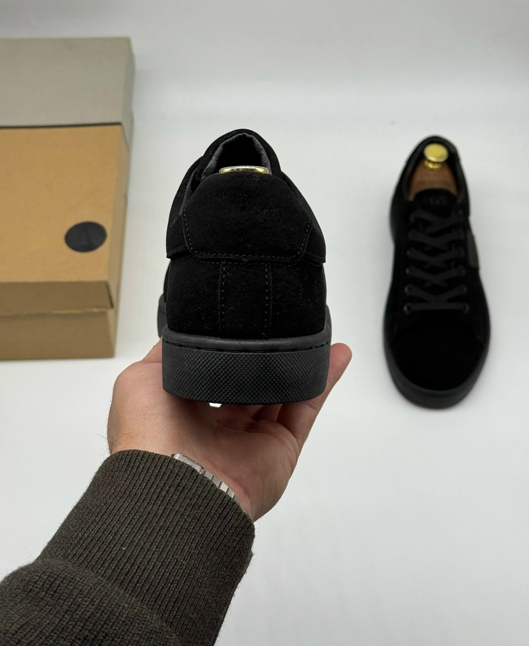 кроссовки дольче габбана мужские черные замша,кеды мужские замшевые,кеды для мужчин замш,мужские замшевые кроссовки dolce&gabbana,классические кроссовки мужские