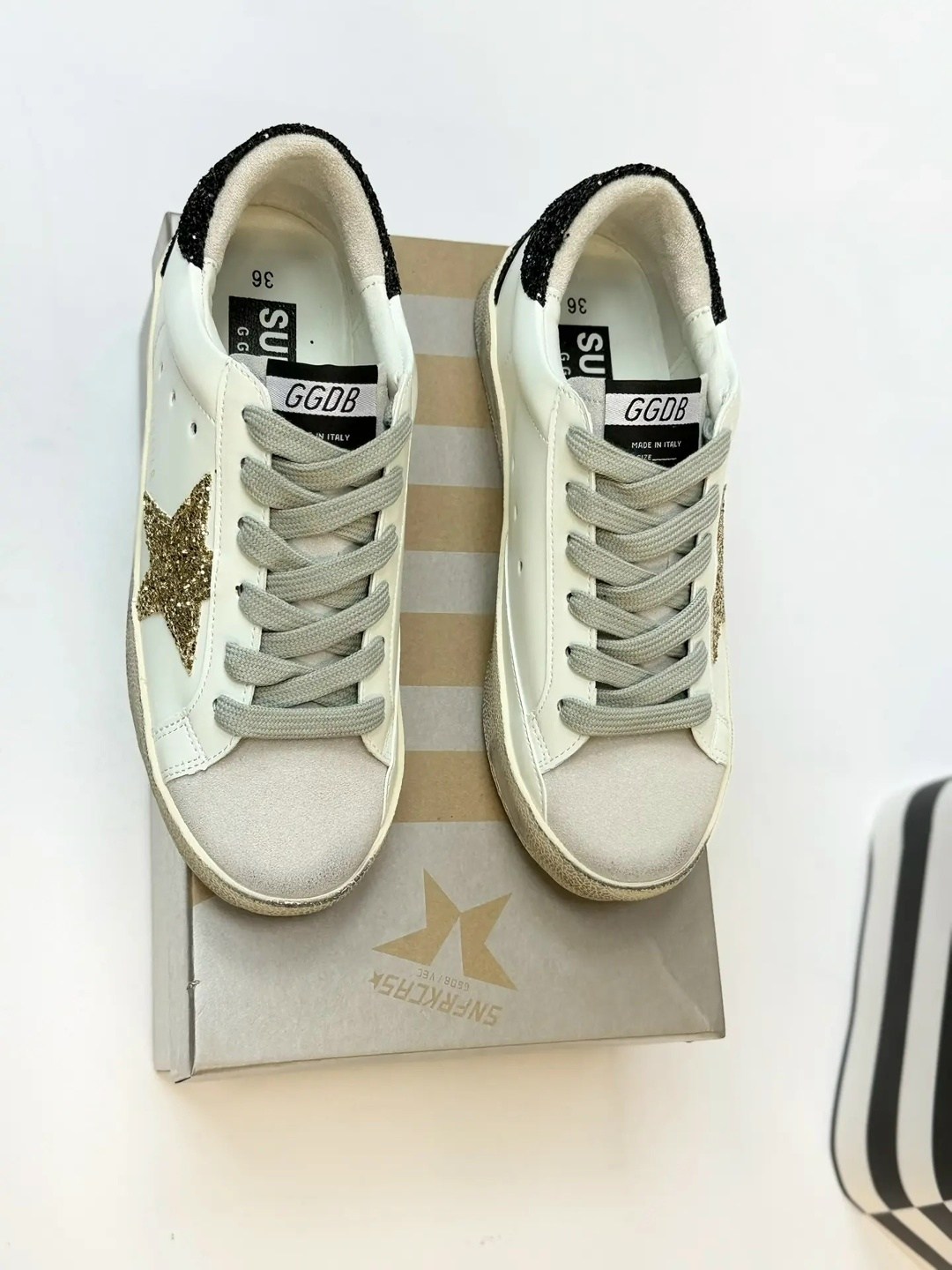,super star leather sneakers in white golden goose,кроссовки golden goose,super star glitter leather sneakers in white golden goose,кеды golden goose