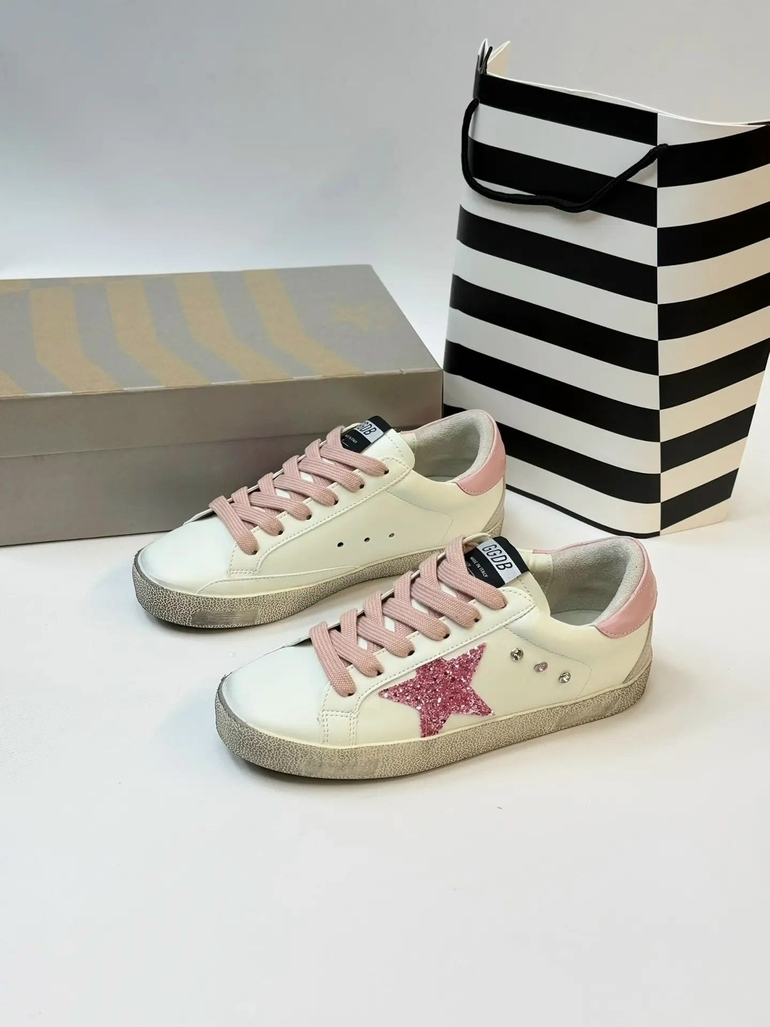 кеды golden goose,,кеды голден гус розовые,кроссовки golden goose,golden goose кеды женские