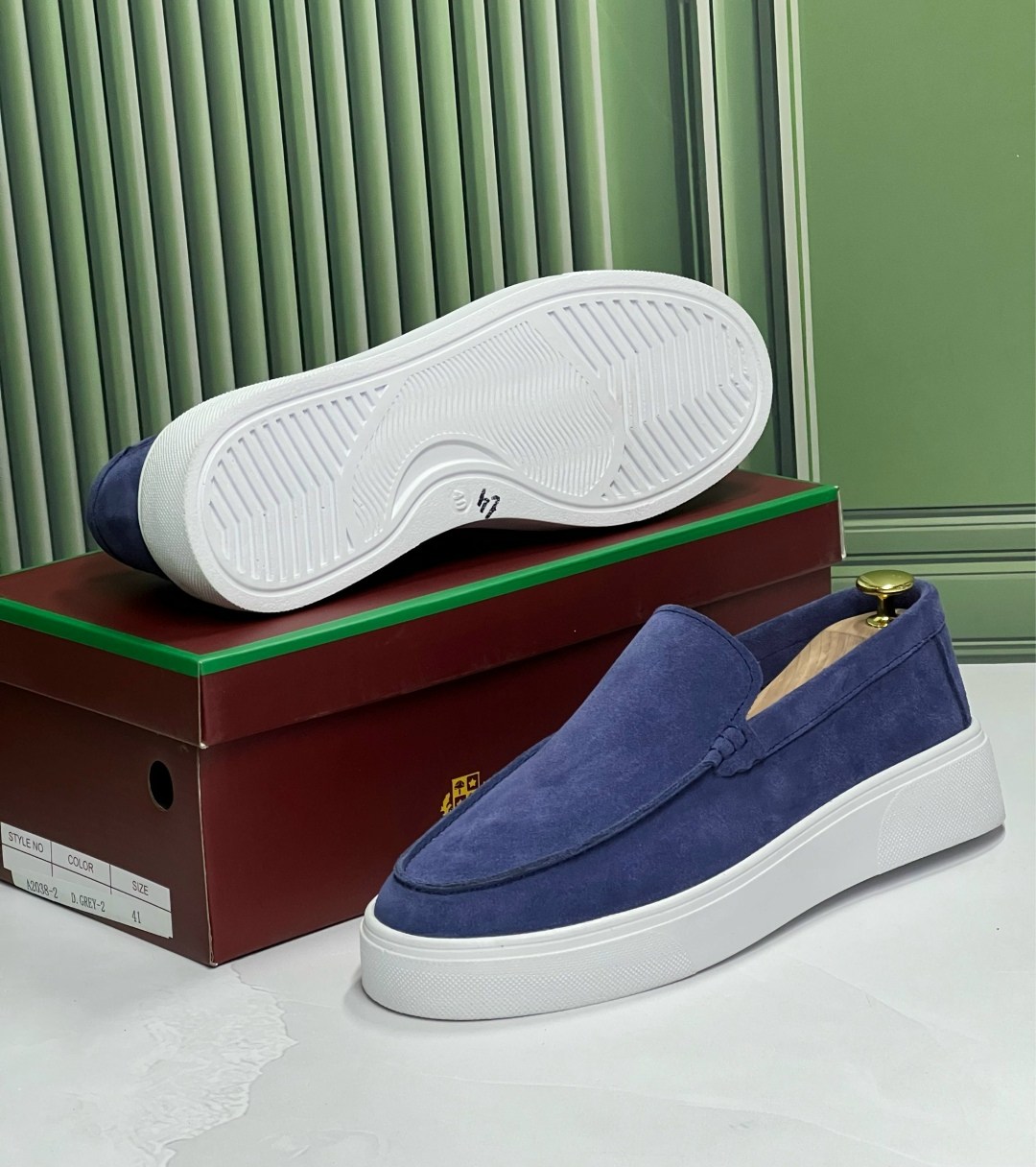 лоферы мужские loro piana,brunello cucinelli слипоны мужские,лоферы мужские замшевые,замшевые лоферы тёмно синие мужские loro piano,