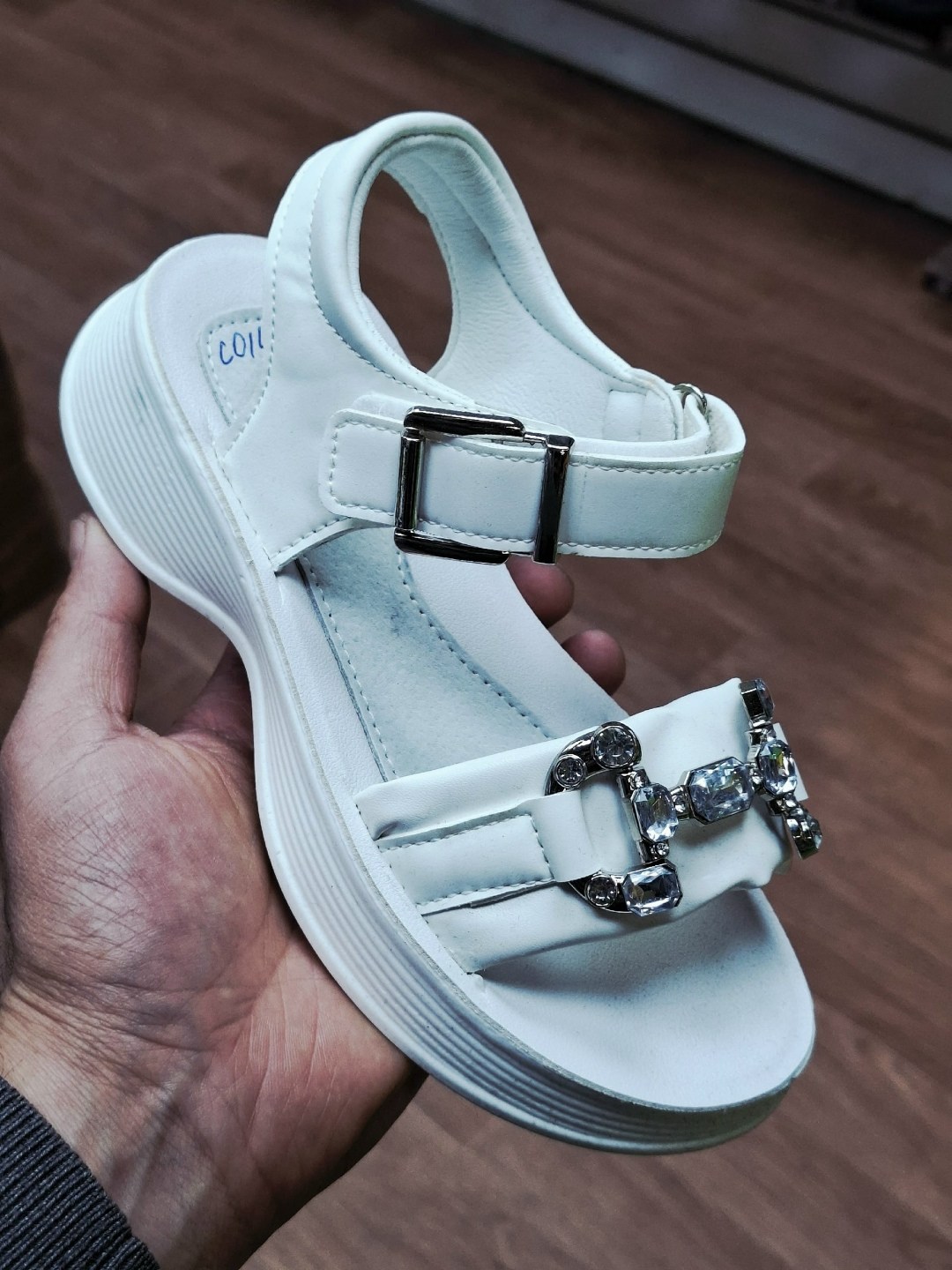 женские босоножки,,босоножки для девочек,нарядные босоножки,босоножки белые