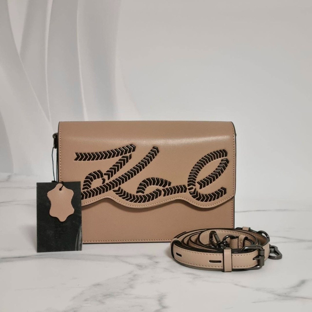 сумка karl lagerfeld,karl lagerfeld сумка через плечо,женская сумка karl lagerfeld,сумка карл лагерфельд зеленая,сумка через плечо karl lagerfeld signature черный