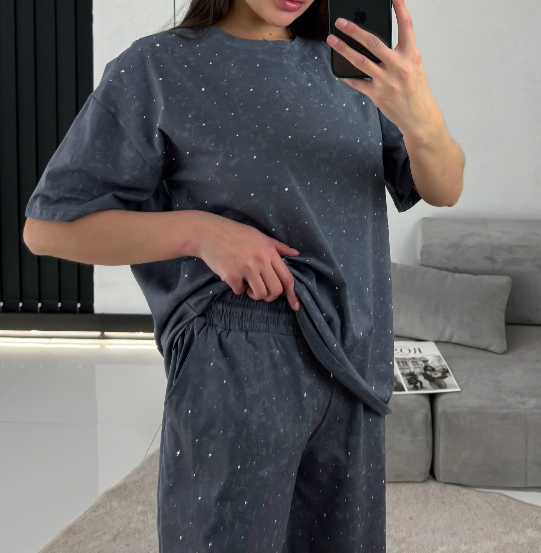 женский костюм с шортами,костюм женский,костюм с шортам,стильные костюмы,костюм трикотажный