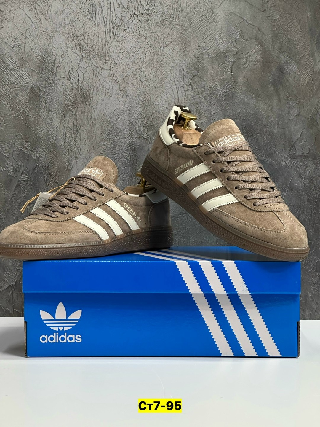 кроссовки adidas spezial,кроссовки adidas originals handball spezial,кроссовки adidas handball spezial,кеды adidas spezial,кроссовки adidas