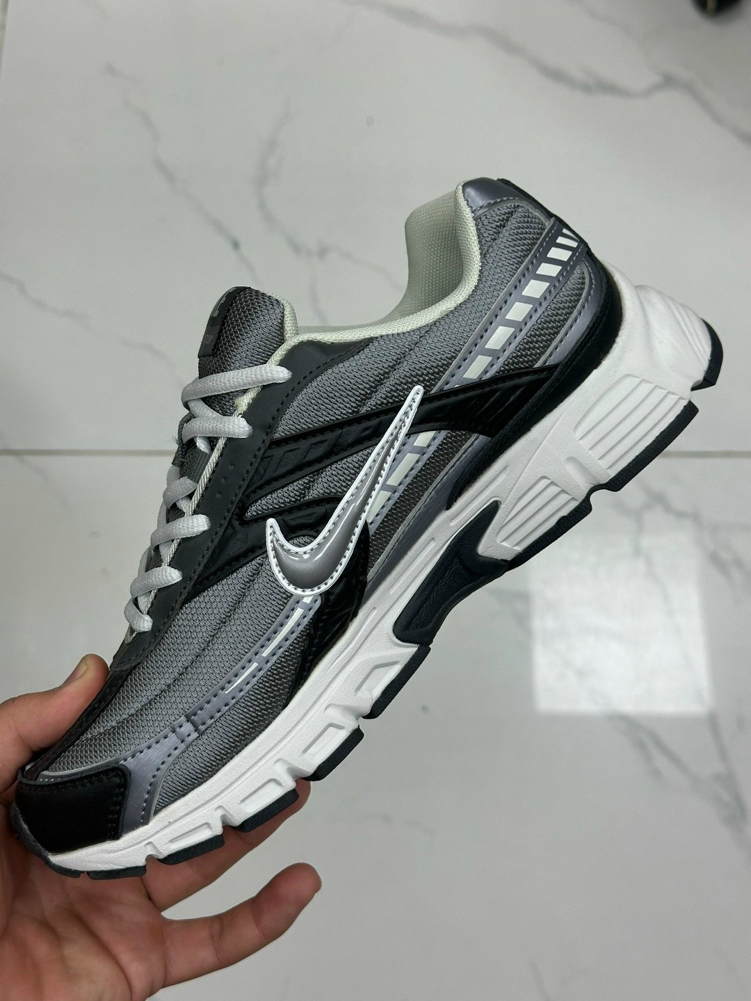 кроссовки nike initiator,кроссовки nike,мужские кроссовки,кроссовки мужские nike initiator графитовые ib3083-001,nike initiator