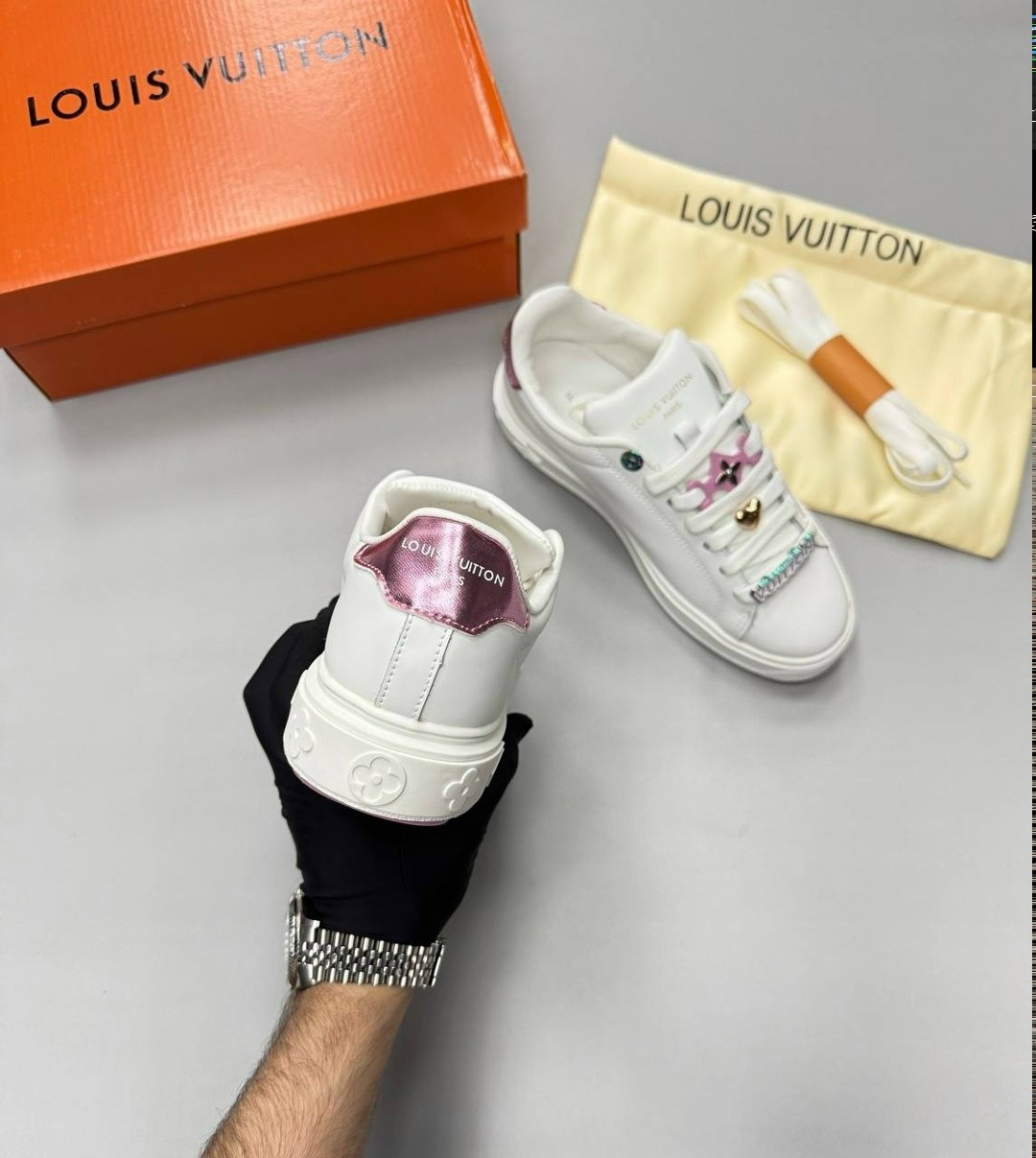 кроссовки женские louis vuitton,кеды луи виттон женские,,луи виттон кеды женские белые,кроссовки луи виттон женские