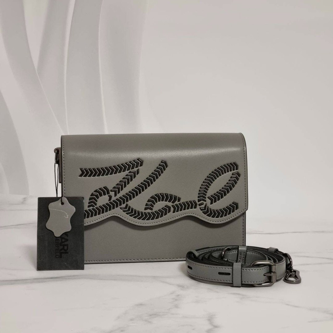 сумка karl lagerfeld,karl lagerfeld сумка через плечо,женская сумка karl lagerfeld,сумка карл лагерфельд зеленая,сумка через плечо karl lagerfeld signature черный