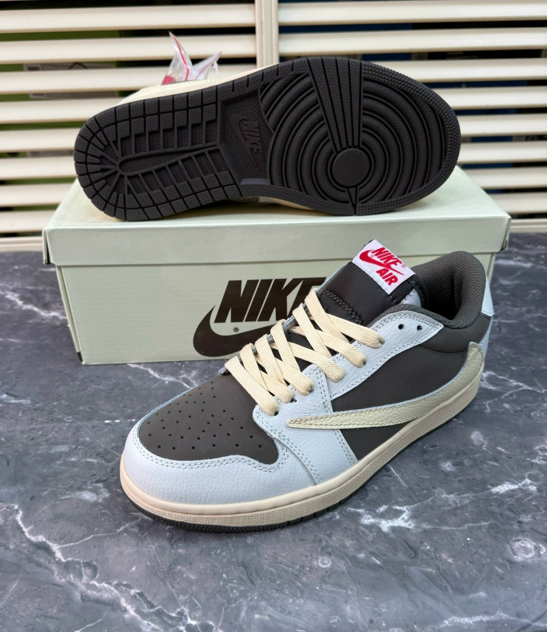 nike air jordan 1 low travis scott reverse mocha,кроссовки nike air jordan 1 low x travis scott,кроссовки travis scott x air jordan 1 low,nike air jordan 1 low travis scott,air jordan 1 travis scott r