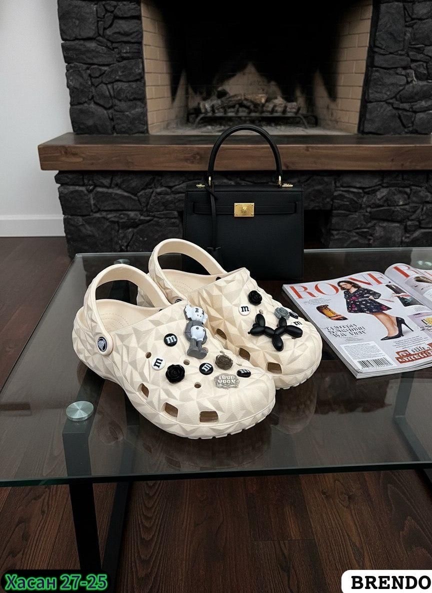 ,женские кроксы,модные кроксы,шлепанцы женские,кроксы дизайнерские