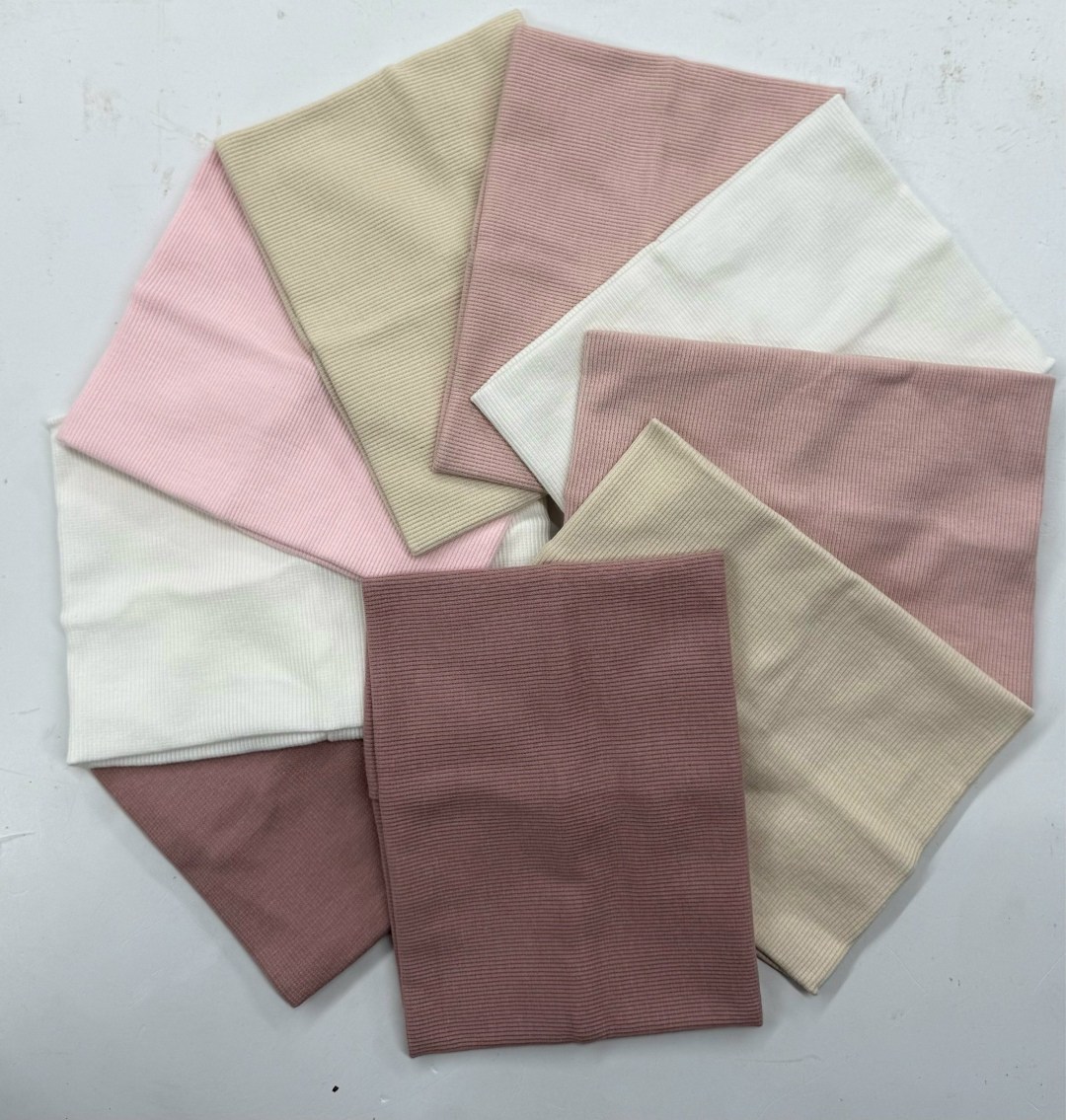 детская шапочка,шапка для девочек,демисезонная шапка для девочки,шапочки,шапочка для малыша