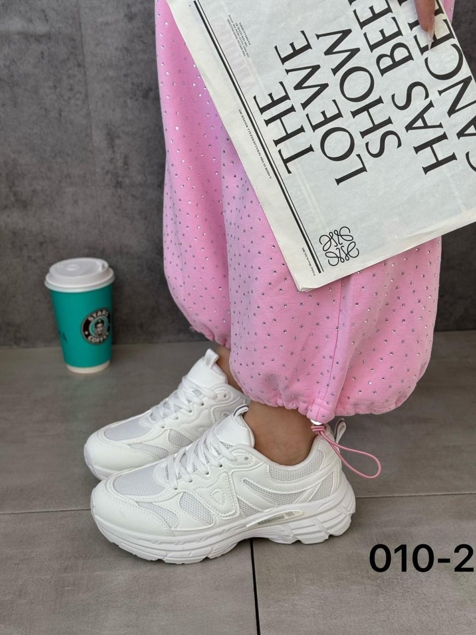 женские кроссовки,,кроссовки модные,кроссовка,кроссовки женские модные