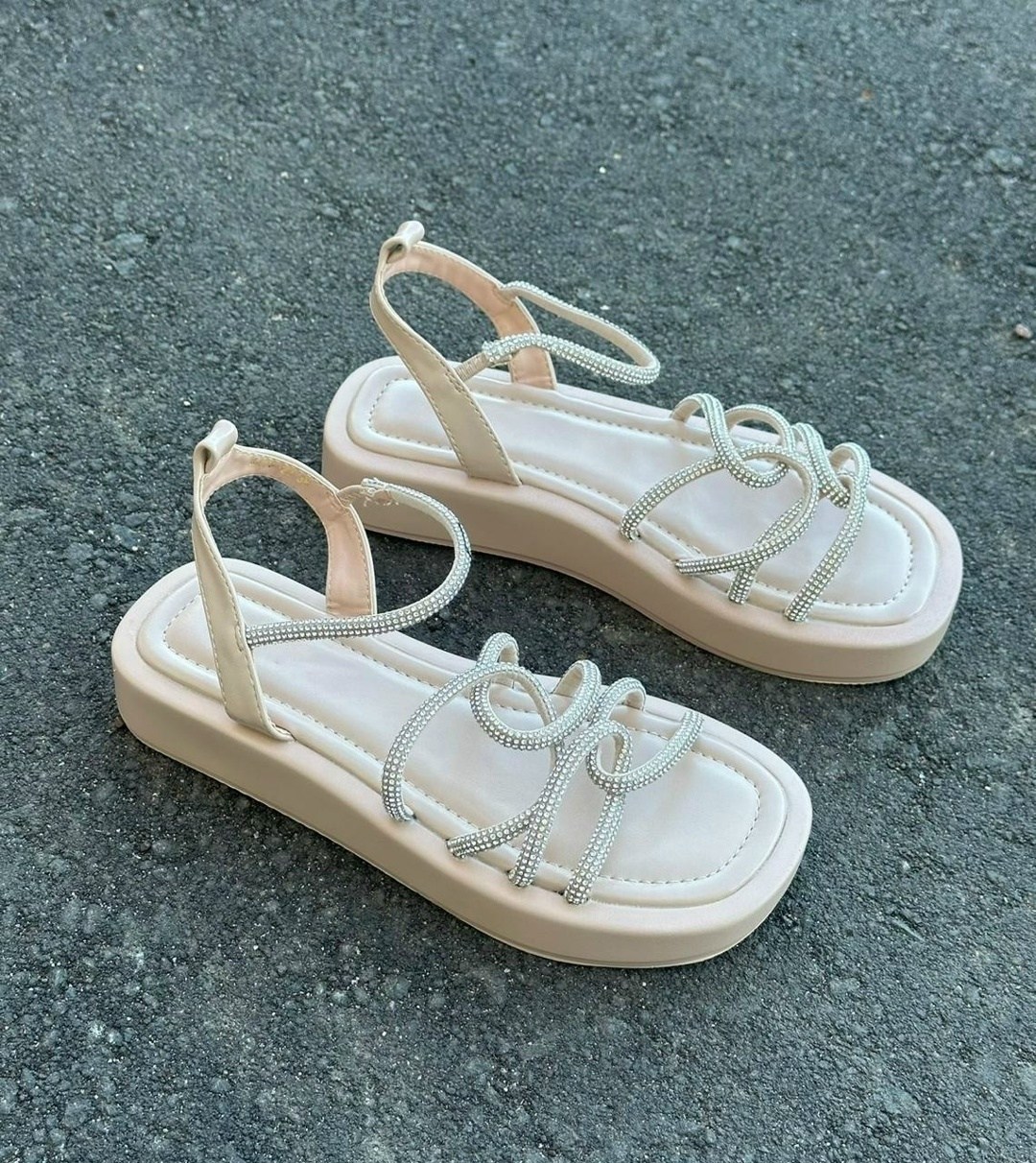 ,женские босоножки,женские сандалии,стильные босоножки,сандалии босоножки