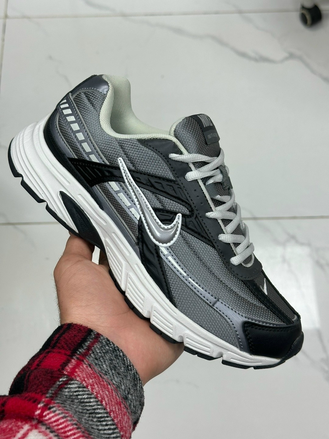 кроссовки nike initiator,кроссовки nike,мужские кроссовки,кроссовки мужские nike initiator графитовые ib3083-001,nike initiator