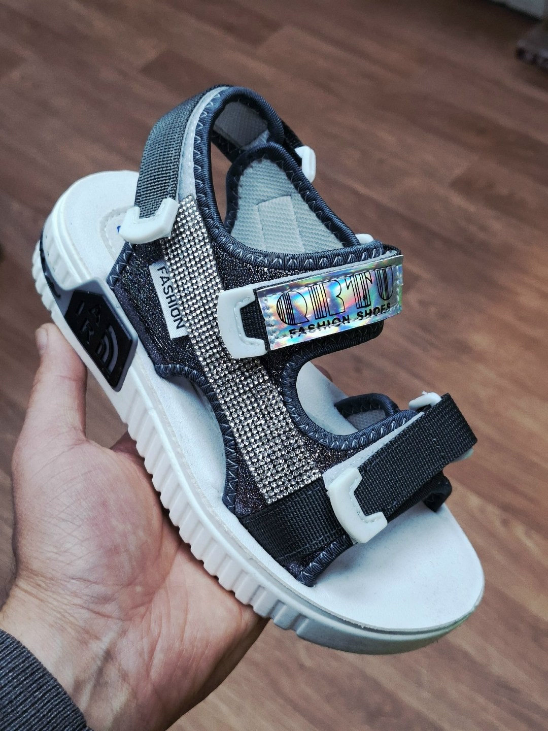 женские босоножки,,босоножки для девочек,нарядные босоножки,босоножки белые