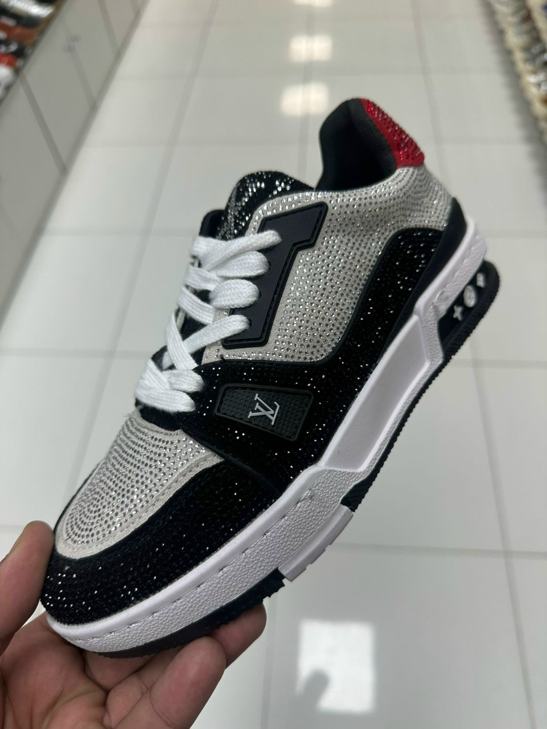 кроссовки louis vuitton trainer,,louis vuitton кроссовки,кроссовки мужские louis vuitton,кроссовки женскиe