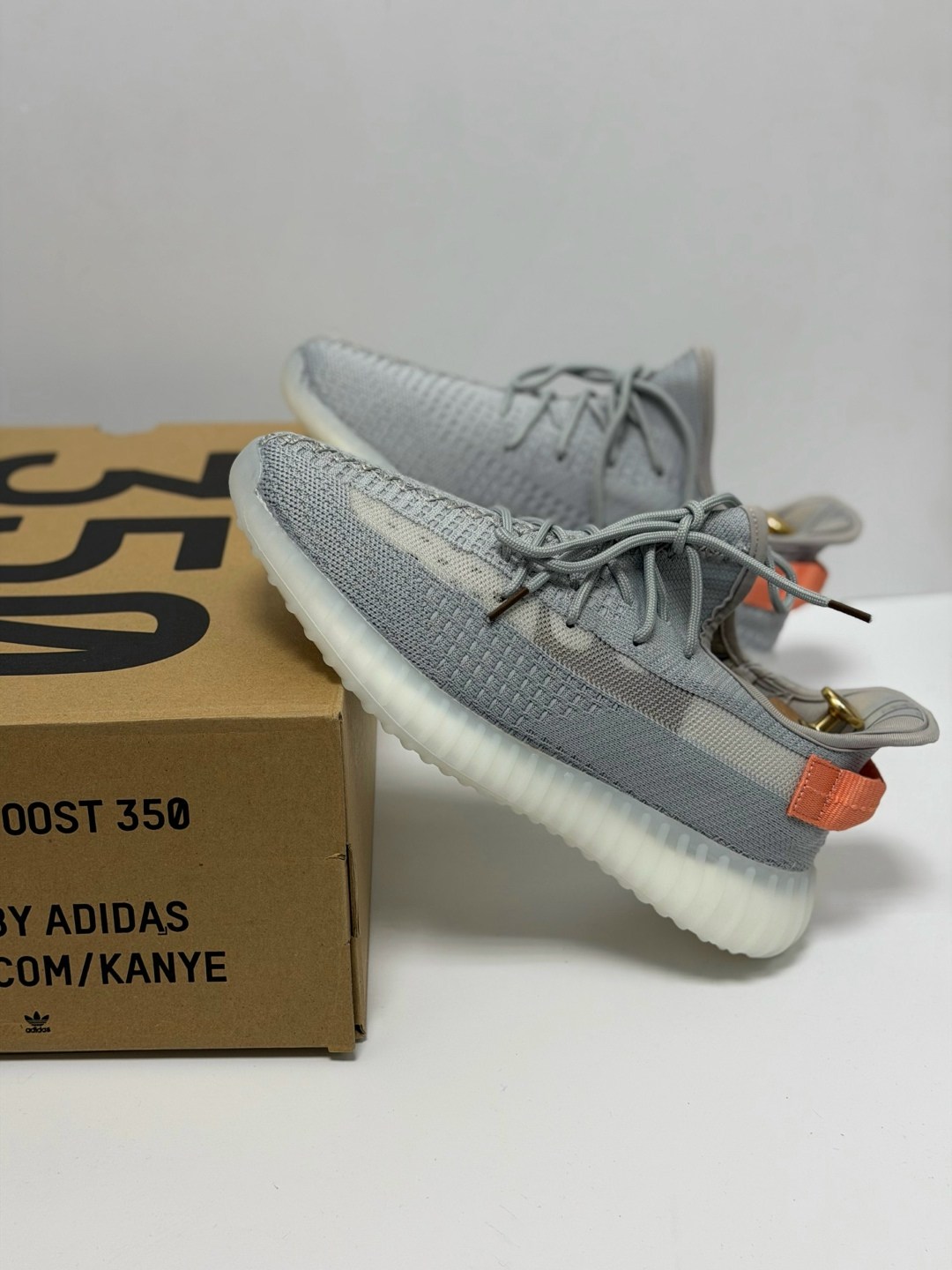 adidas yeezy boost 350 v 2,adidas yeezy boost 350,кроссовки adidas yeezy boost 350,yeezy boost 350 v 2,adidas yeezy boost 350 v2 true form
