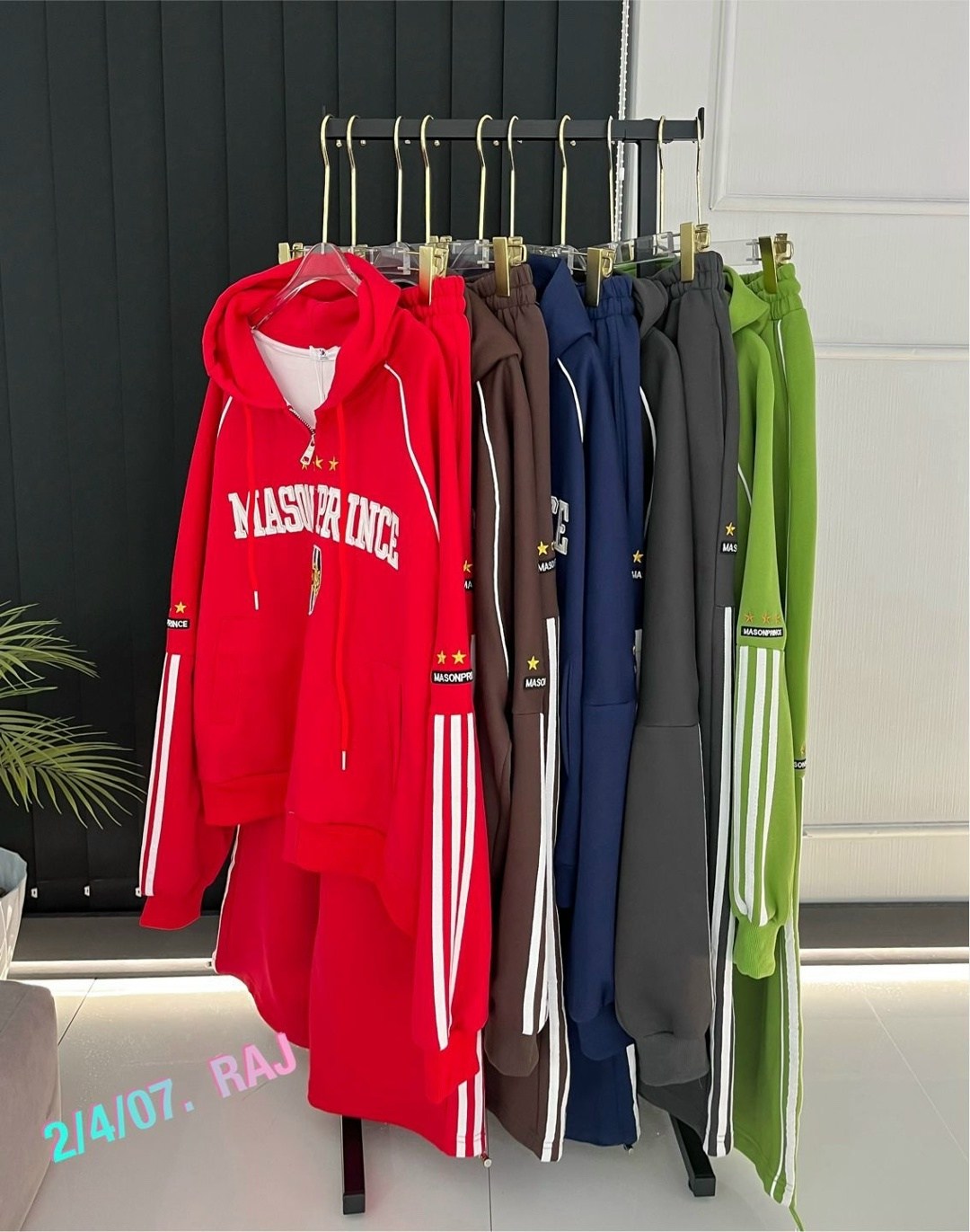 спортивные костюмы женские,трикотажные костюмы,спортивный костюм,спортивный костюм спортивные костюмы,красные спортивные костюмы