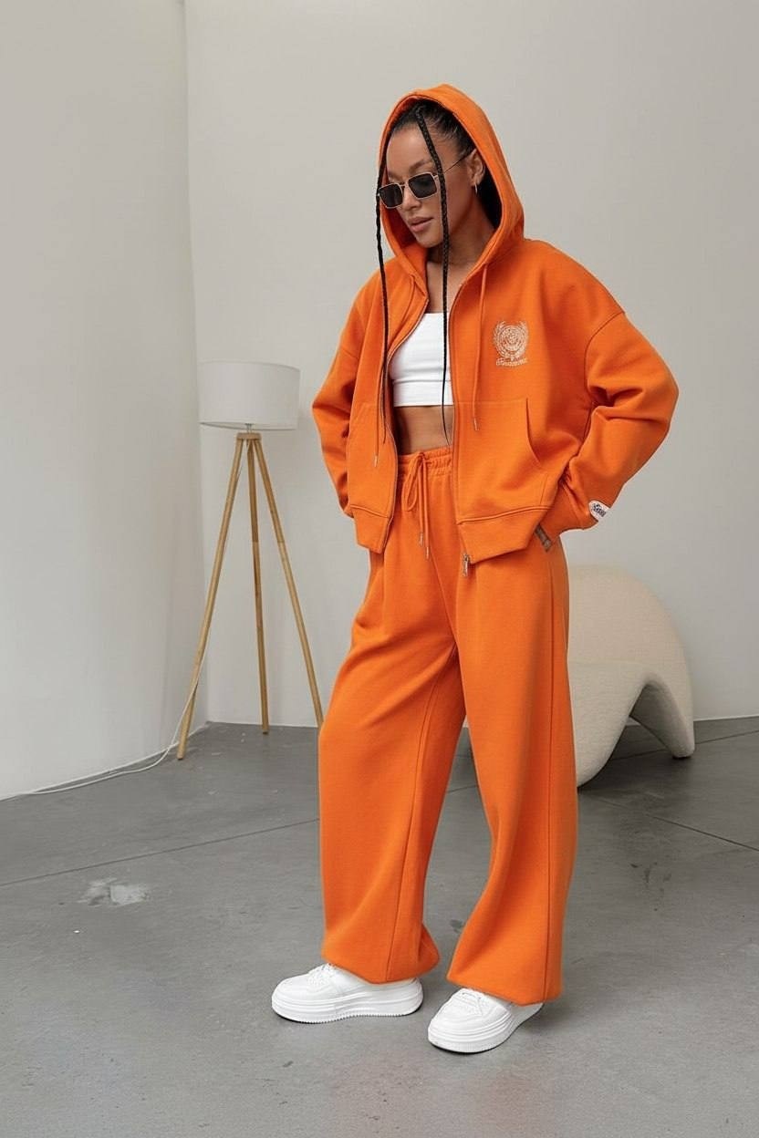 оранжевые спортивные костюмы,спортивный костюм оранжевый celine,оранжевый костюм,трикотажный оранжевый костюм,трикотажные костюмы
