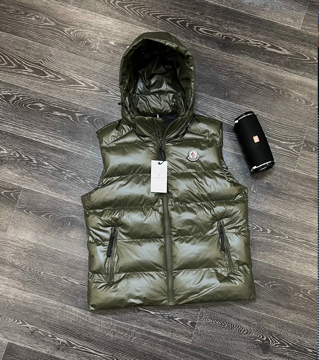 жилетка moncler,жилет moncler,moncler мужской жилет,жилетка безрукавка мужская,жилетка мужская