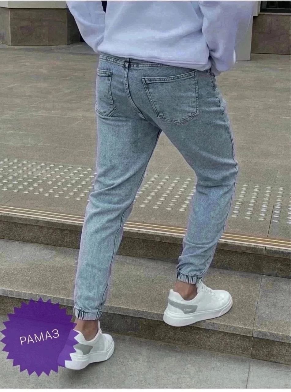 джинсы джоггеры на резинке,джинсы мужские,джинсы бананы мужские светлые,джинсы мужские бананы,джинсы бананы классика на резинке 0503