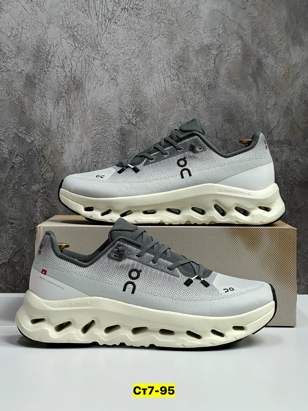 ,кроссовки,российские кроссовки,женские кроссовки,оригинальные кроссовки