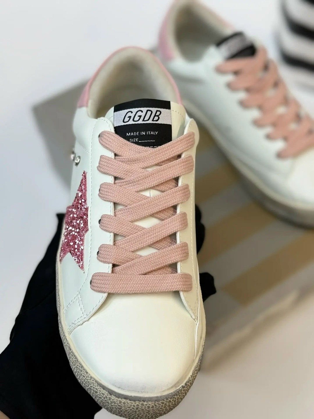 кеды golden goose,,кеды голден гус розовые,кроссовки golden goose,golden goose кеды женские